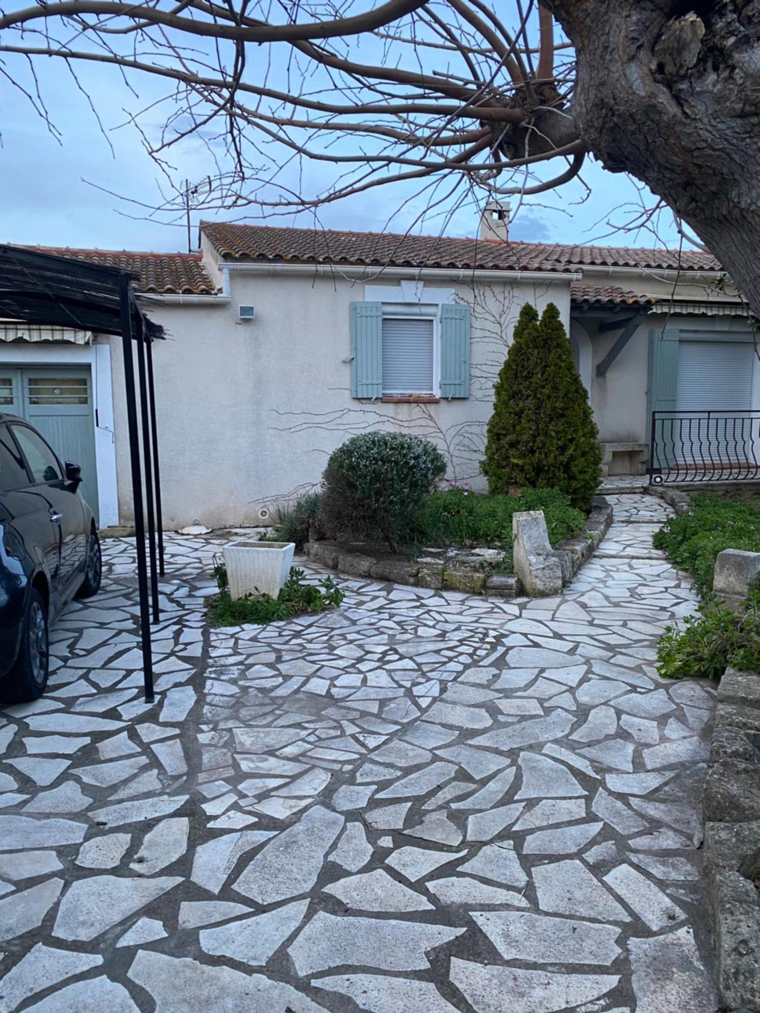 Maison Dans Village Calme Arles Kültér fotó